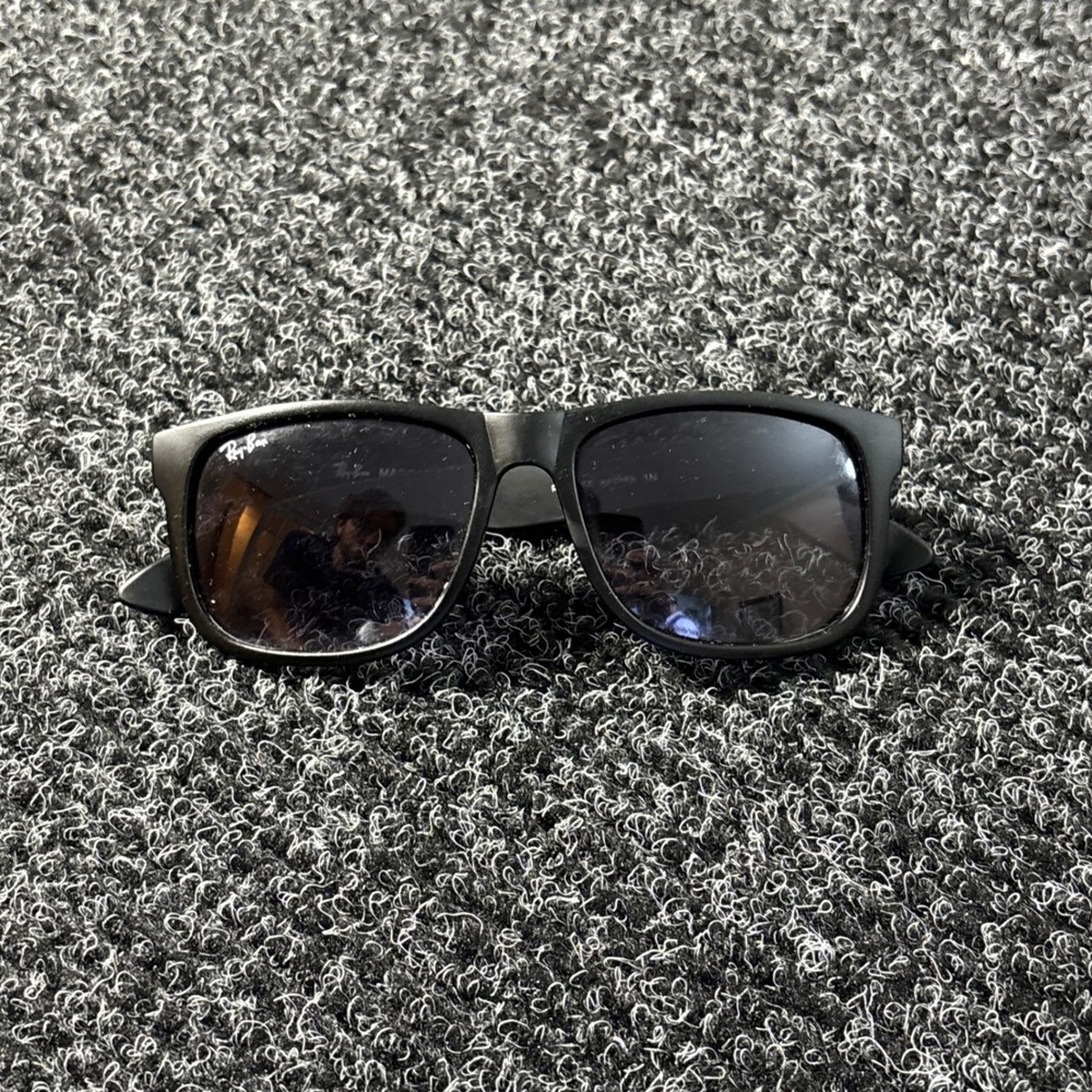 Ray-Ban Justin RB4165 Sunglasses Matte Black Rectangular Frames Grey Gradient